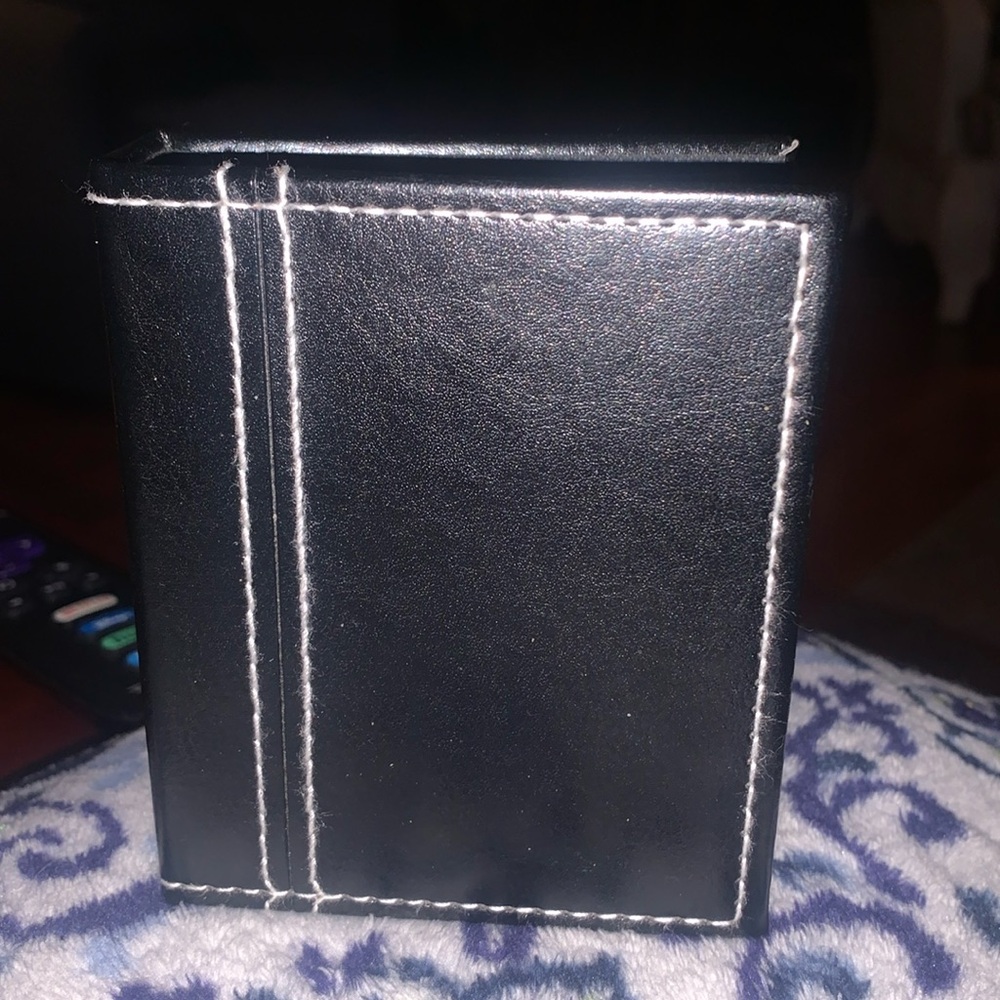NWT Wallet size pictures album
